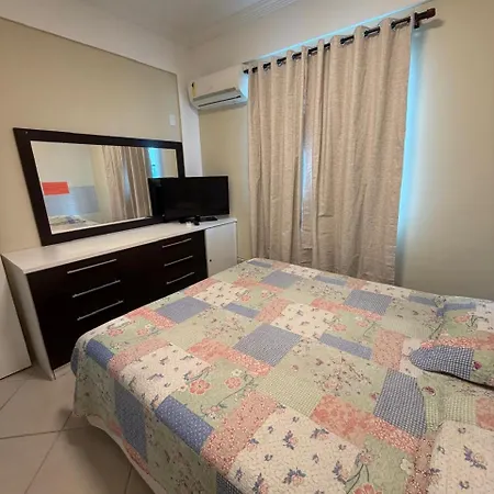 Apartamento Elizabetta 3, pé na areia-2